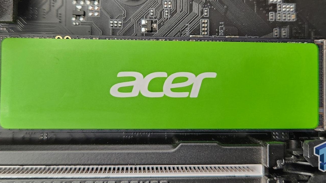 11039_acer-fa200-4tb-ssd-