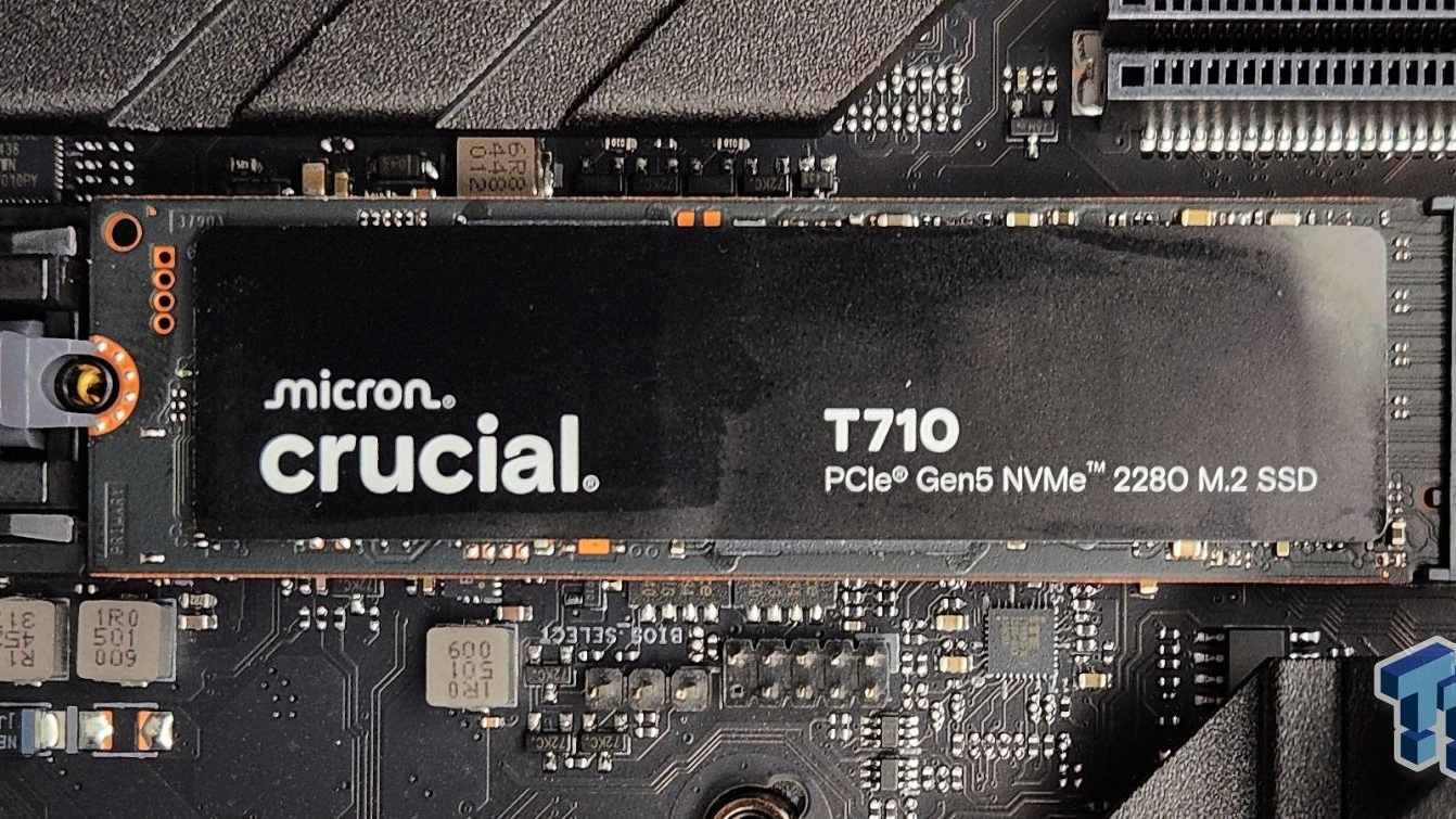 シータドラグハート高レート 11095_crucial-t710-2tb-ssd-