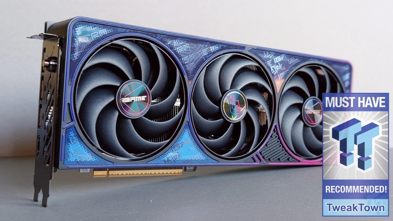 COLORFUL グラフィックボードRTX5070Ultra W OC 12G COLORFUL iGame GeForce RTX 5070 Ultra OC Review - When Style and