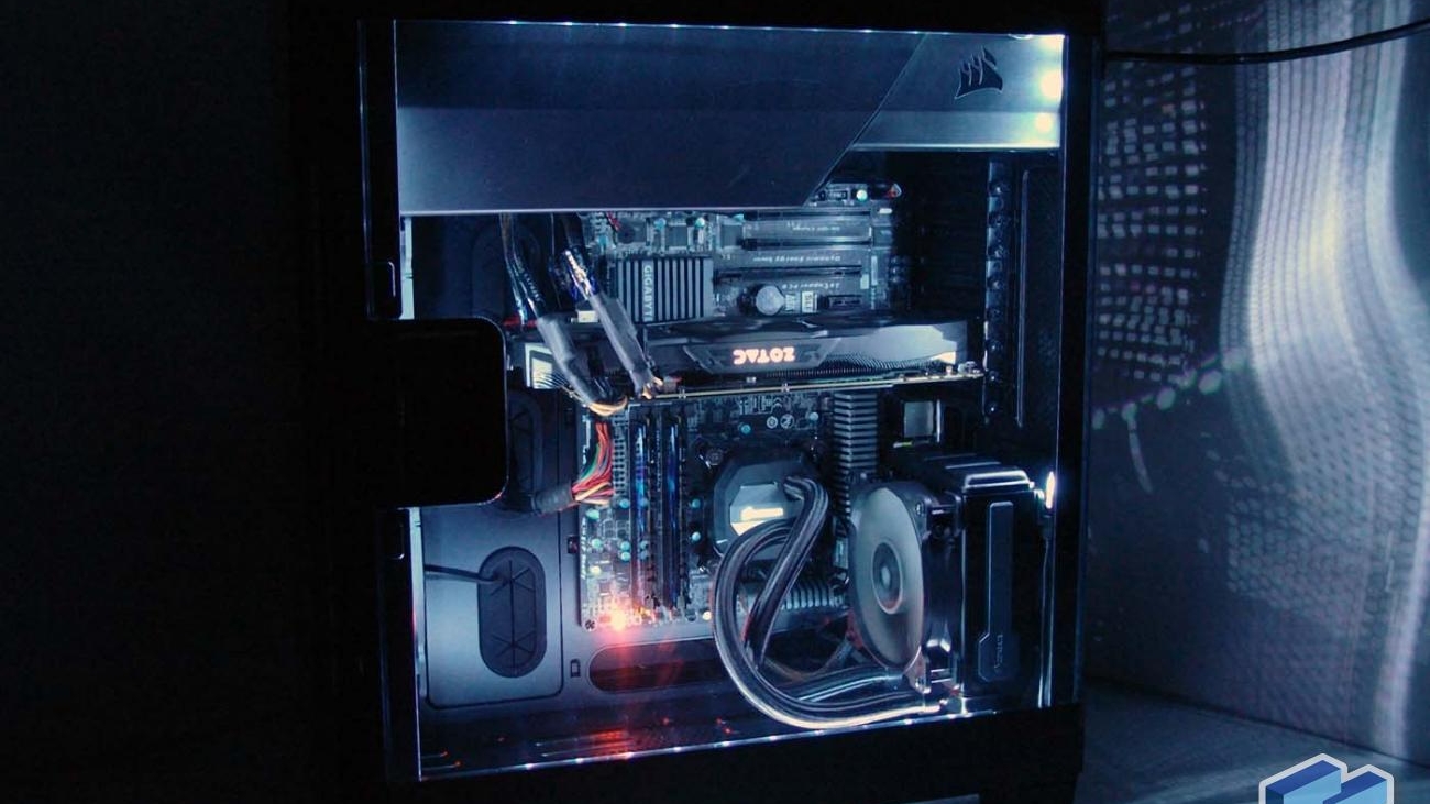 NZXT Hue+＆RGB Controller＆ファン6個 Amazon.com: NZXT RGB & Fan Controller - AC-CRFR0-B1-6 RGB