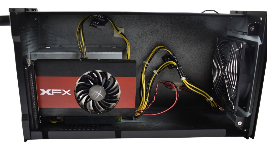 8395_akitio-node-thunderbolt-3
