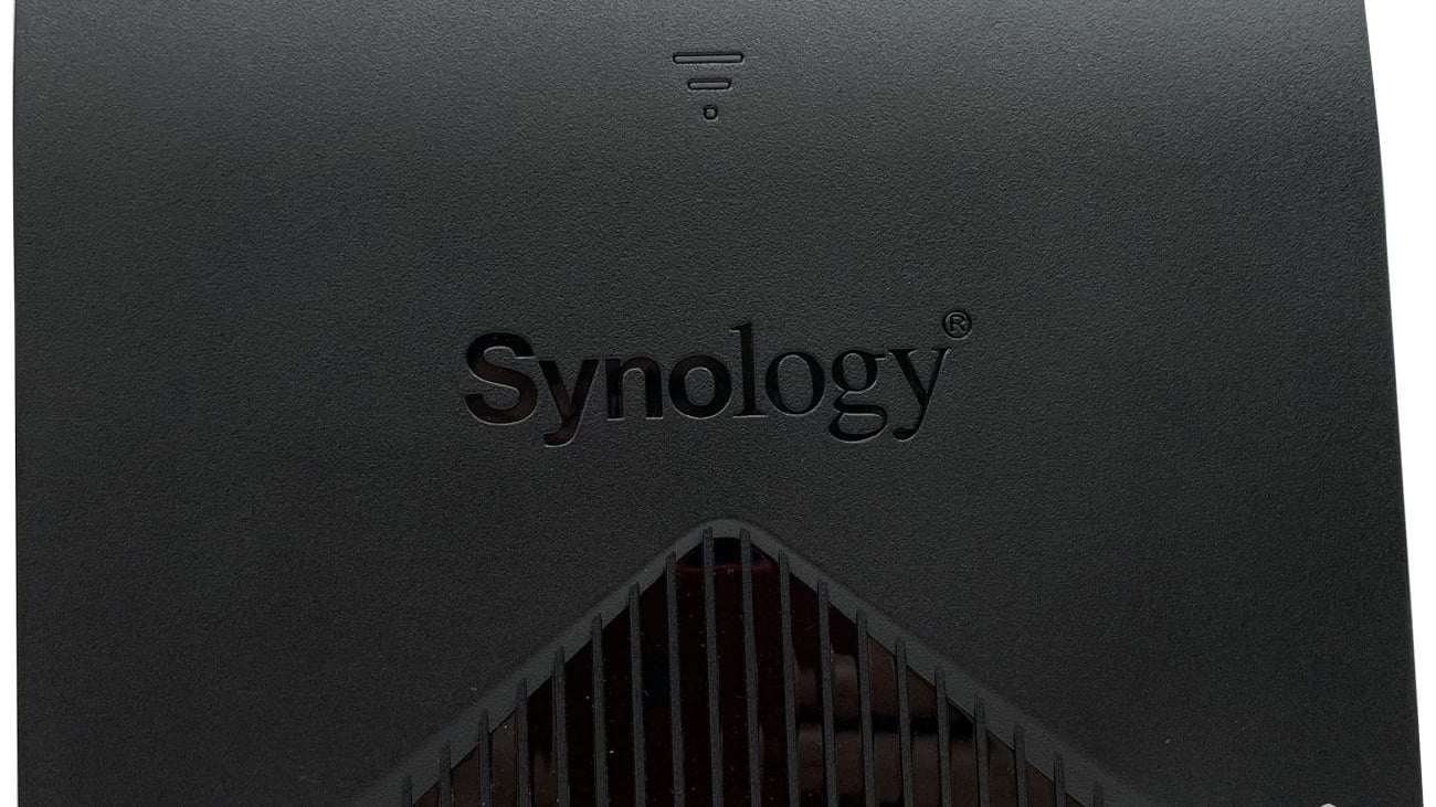 Synology MR2200ac Mesh Router Review