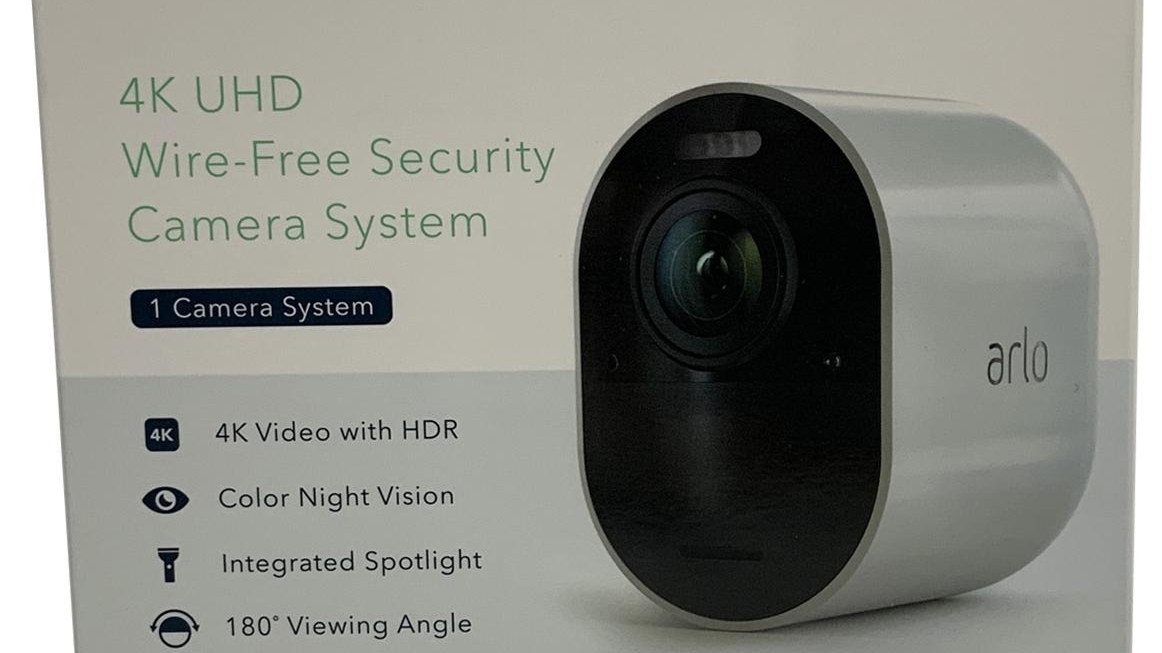 Arlo 4K Ultra 4台セット+多数おまけ付 Arlo-Ultra-2.jpg?q=70&fit=