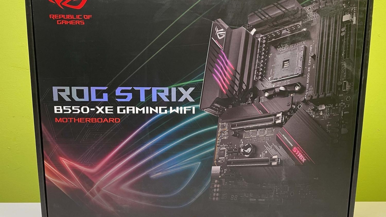 9778_asus-rog-strix-b550-xe-