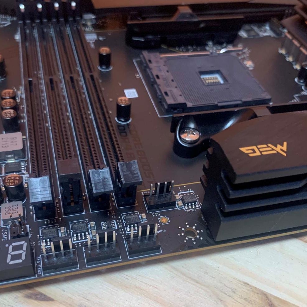 MSI MEG X570S ACE MAX マザーボード ジャンク MSI MEG X570S ACE MAX マザーボード ジャンク - マザーボード