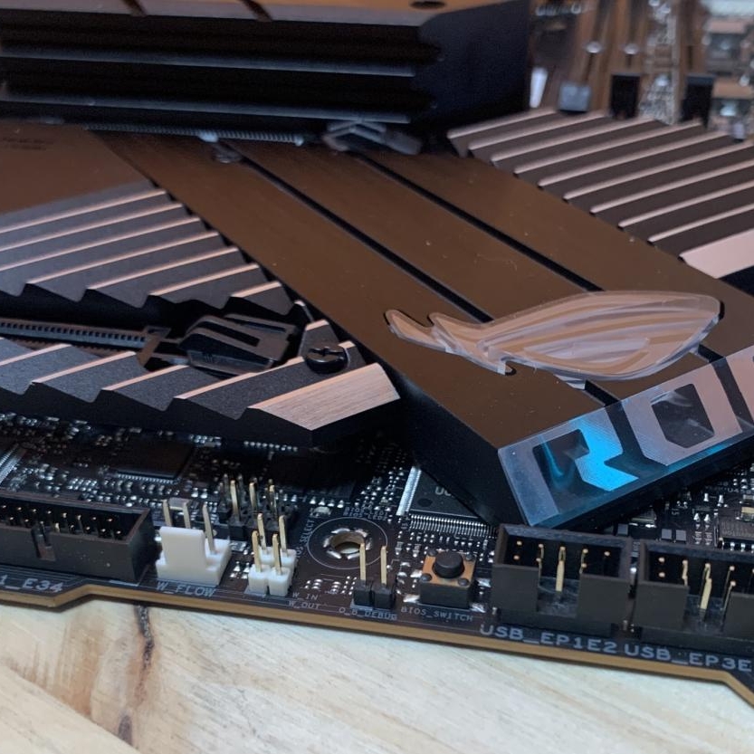 ASUS ROG Maximus Z690 Apex Motherboard Review