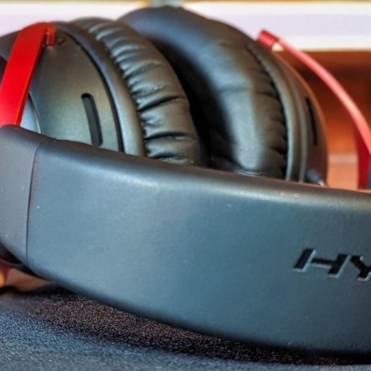 Corsair HS80 RGB Wireless Headset Review - The Deepest Dive! New color! 