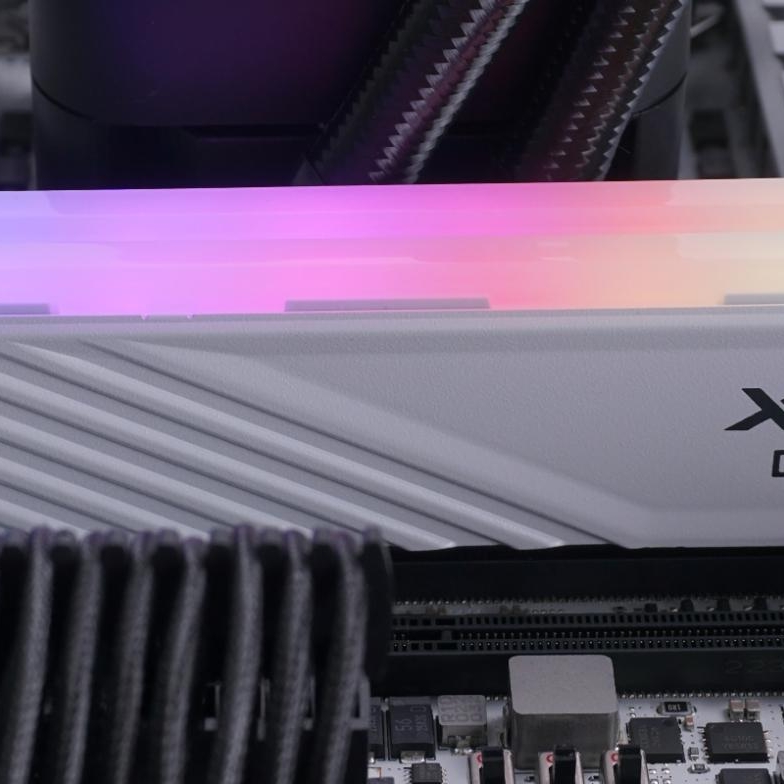 10549_xpg-lancer-blade-rgb-