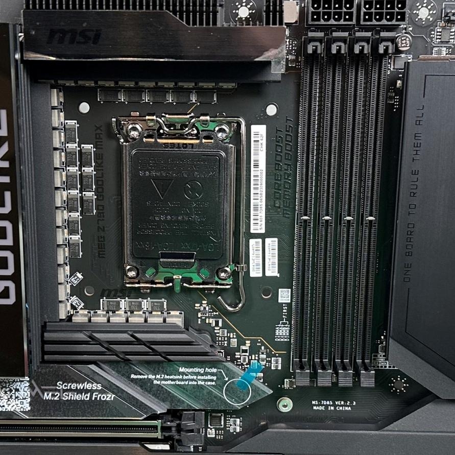 10672_msi-meg-z790-godlike-max