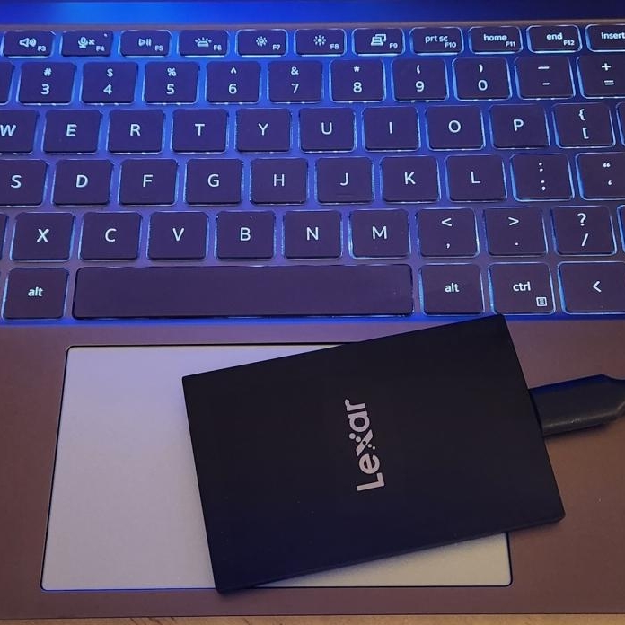 Lexar SL500 SSD Externe 1To USB 3.2 Gen2x2 - Jusqu'à 2000Mo/s Lecture, Portable Ultra Rapide Pour IPhone 15, Mac, PS5, Xbox