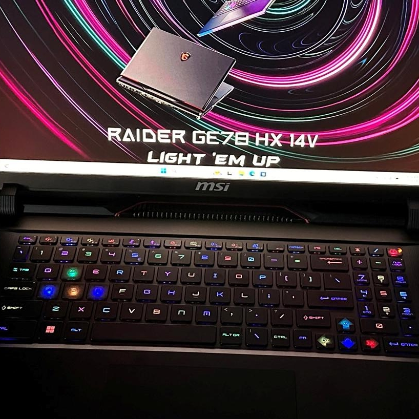 10759_msi-raider-ge78hx-gaming