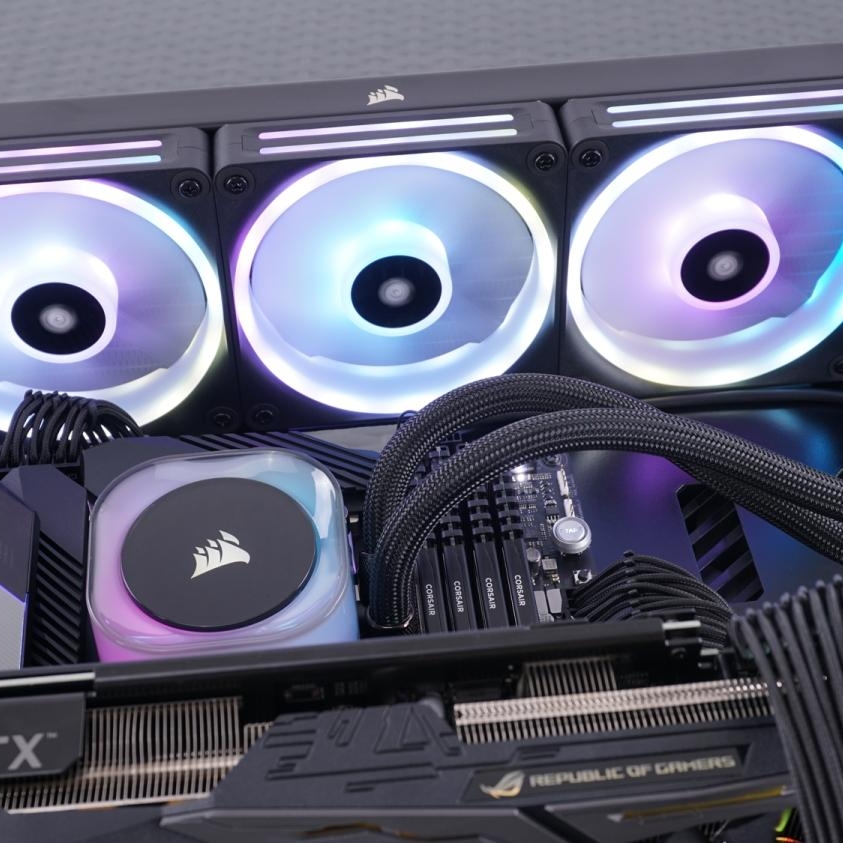10768_corsair-icue-link-h150i-