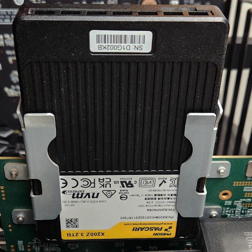 Phison Pascari X200Z 3.2TB Enterprise SSD Review - The Ultimate