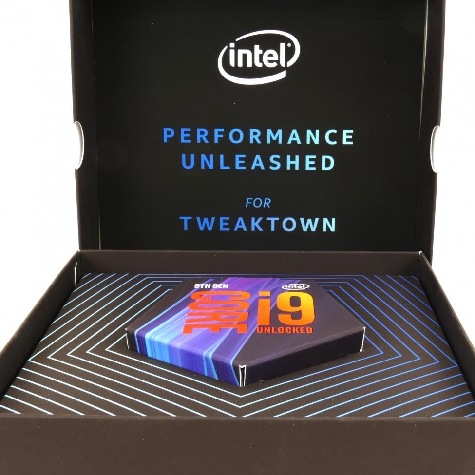 Intel Core i9-9900K 化粧箱付き Amazon.com: Intel Core i9-9900K Desktop Processor 8 Cores up to