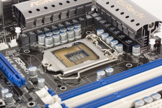 ASRock P55 Deluxe Lynnfield Motherboard 10