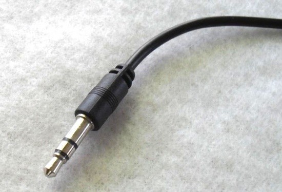 AVLabs AVL787 Bedside Companion Speaker System 15