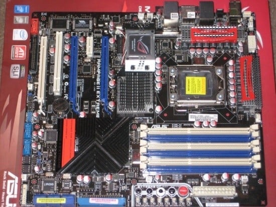 Kingpin Cooling Single GPU Competition with LN2 by Deanzo 07