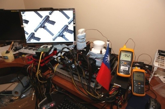 Kingpin Cooling Single GPU Competition with LN2 by Deanzo 20