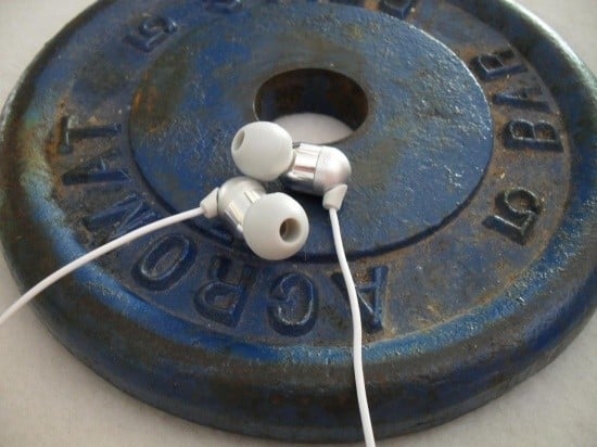 Arctic Cooling E361-WM Earphones 04