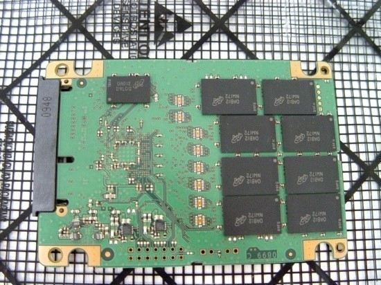 Crucial RealSSD C300 256GB SATA 6Gbps Solid State Disk 14