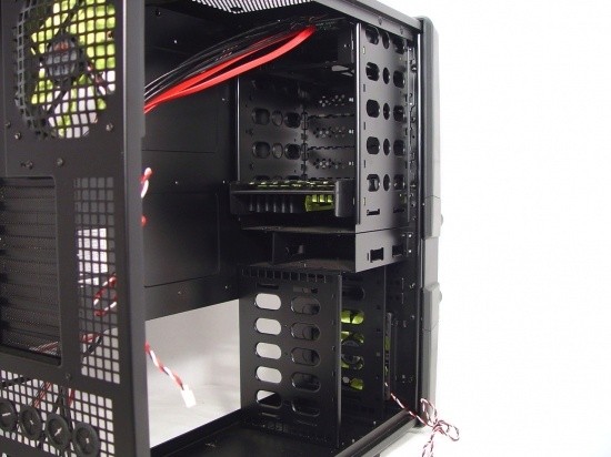 IN WIN Maelstrom Full Tower Chassis 18