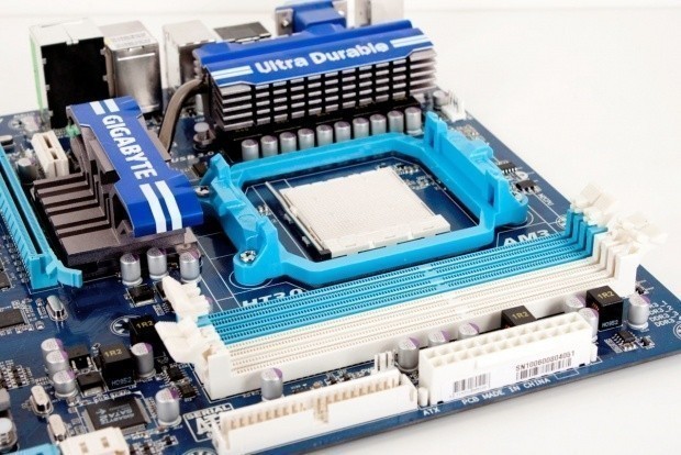 gigabyte ultra durable motherboard starts slow