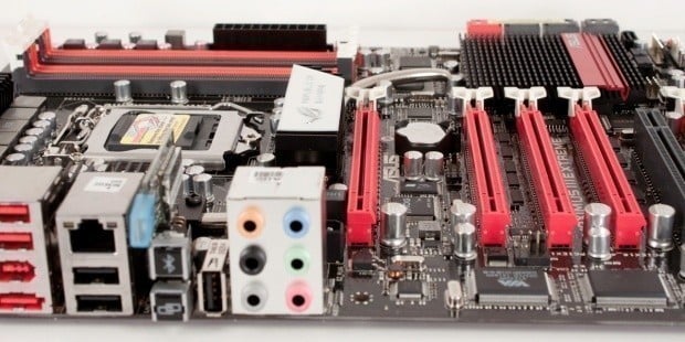 ASUS Maximus III Extreme (P55 Express) Motherboard 20