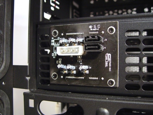 Open enlarged image Cooler Master HAF-X (RC-942-KKN1) Full Tower Case Preview 17