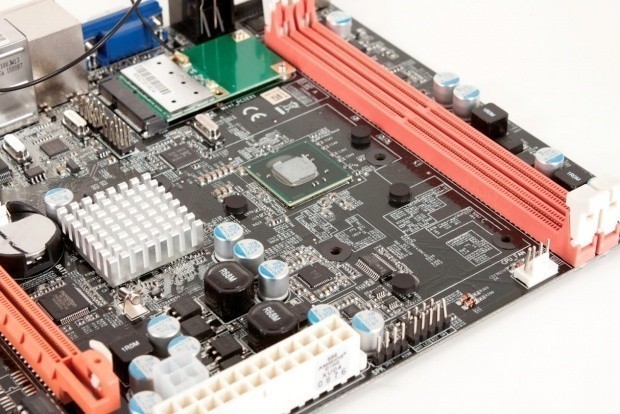 ZOTAC NM10-DTX WiFi (NM10-Express) Motherboard w/ Atom D510 CPU 09