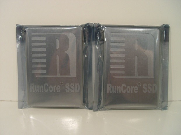 RunCore Pro V 100GB SandForce SF-1200 Solid State Drive