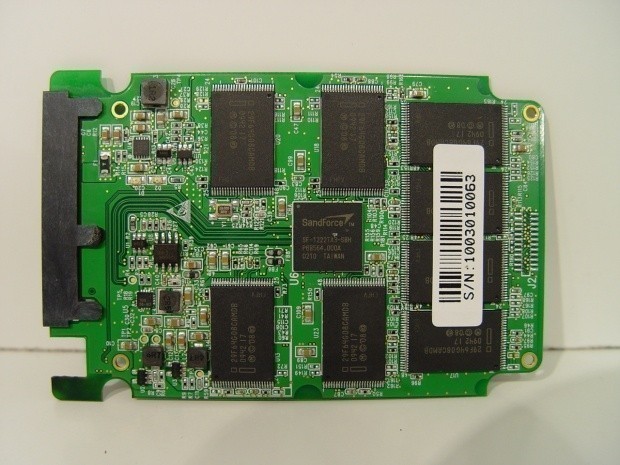 RunCore Pro V 100GB SandForce SF-1200 Solid State Drive 08