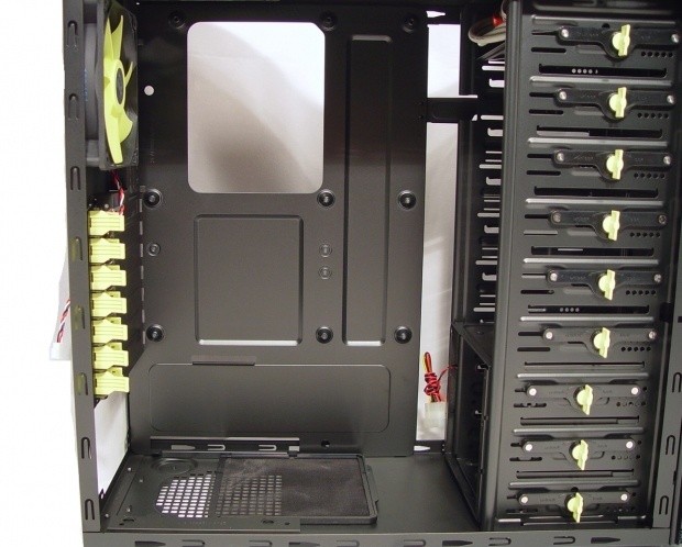 IN WIN Android Mid Tower Chassis 15