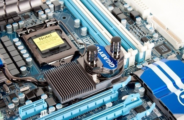 GIGABYTE P55A-UD7 (P55 Express) Motherboard 11