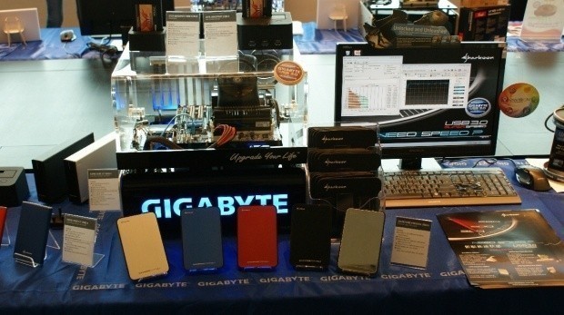 GIGABYTE Technology Seminar at Computex 2010: Performance and Flexibility 16