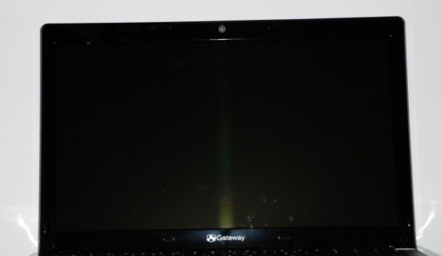 Gateway NV59C09u 15.6-inch Core i3 Notebook 8