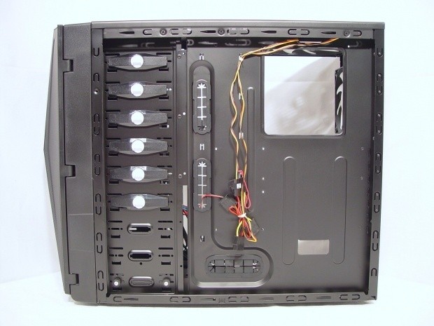 NZXT Hades Mid Tower Chassis 19