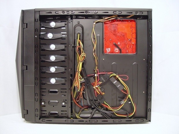 NZXT Hades Mid Tower Chassis 29