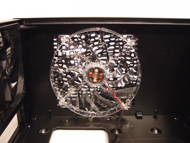 Open enlarged image Thermaltake Armor A90 Mid Tower Chassis 17