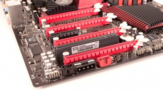 ASUS ROG Rampage III Extreme (X58 Express) Motherboard 19