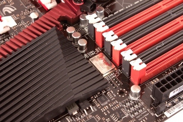 ASUS ROG Rampage III Extreme (X58 Express) Motherboard 21