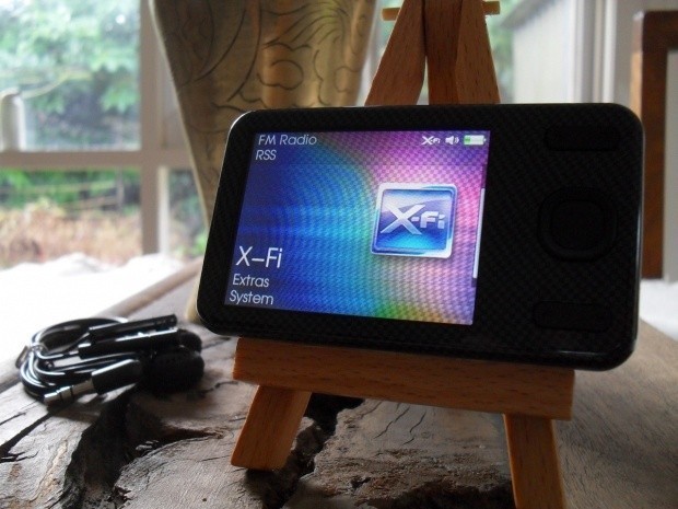 Creative Zen X-Fi Style 8GB MP3 and Video Player 02