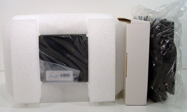 AIC MiniBOD-T082 8-Bay 2.5-inch JBOD Enclosure 05