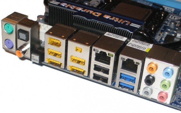 Overclocking the GIGABYTE GA-X58A-UD9 + Core i7-980X with LN2 by