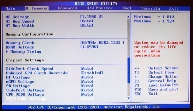 ASRock 880G Extreme3 (AMD 880G) Motherboard 17