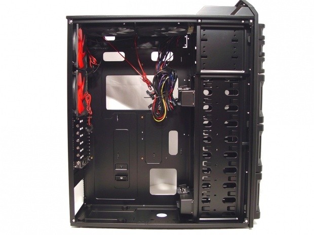 Antec Dark Fleet DF-85 Full Tower Chassis 17