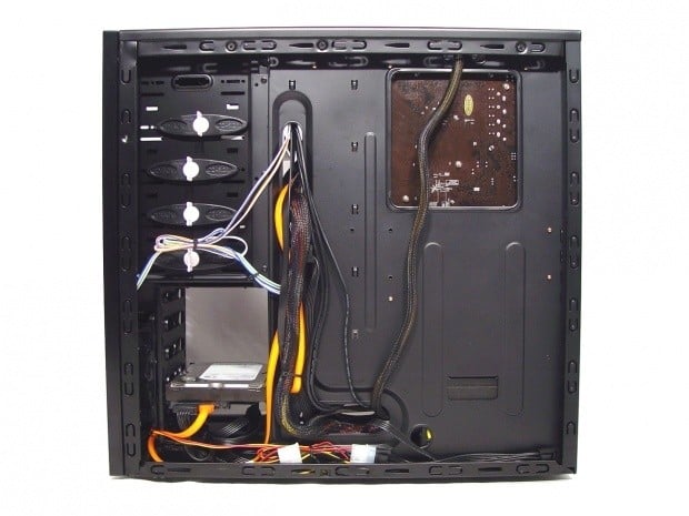 Sharkoon Nightfall Mid Tower Chassis 24