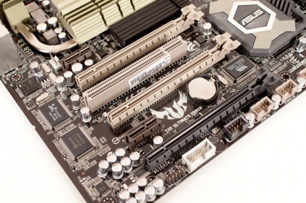 ASUS Sabertooth X58 (Intel X58 Express) Motherboard 11