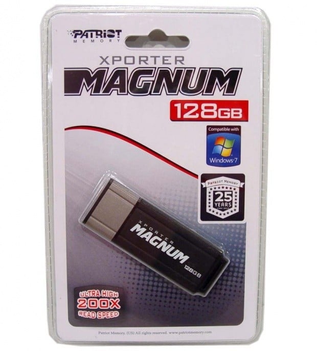 Open enlarged image 2010 Thumb Drive Roundup - 16 USB 2.0 and USB 3.0 Drives Prodded and Tested 46