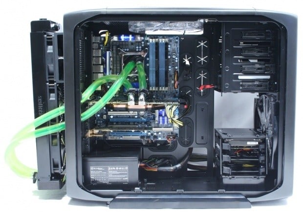 Corsair Graphite Series 600T Mid Tower Chassis 30