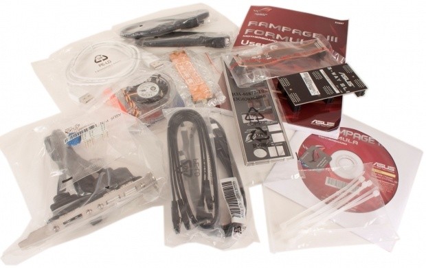 ASUS ROG Rampage III Formula (Intel X58 Express) Motherboard 06